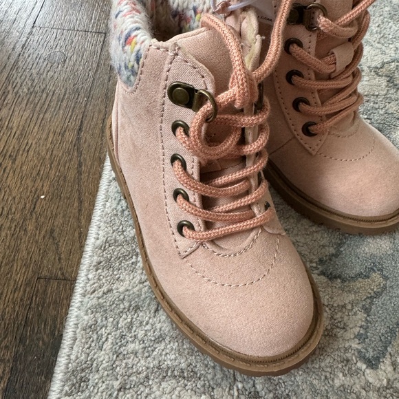 Brand new little girl pink boots - Picture 3 of 4